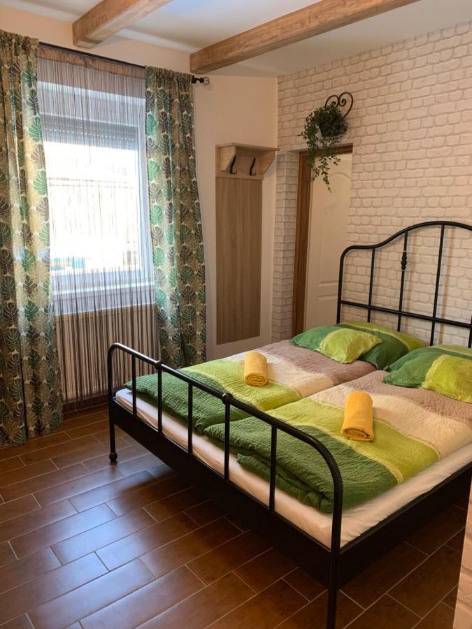 Hajdúszoboszló Armada Family Apartment מראה חיצוני תמונה